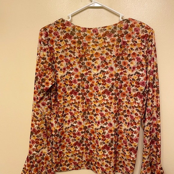 Vintage Floral Top - Picture 3 of 5